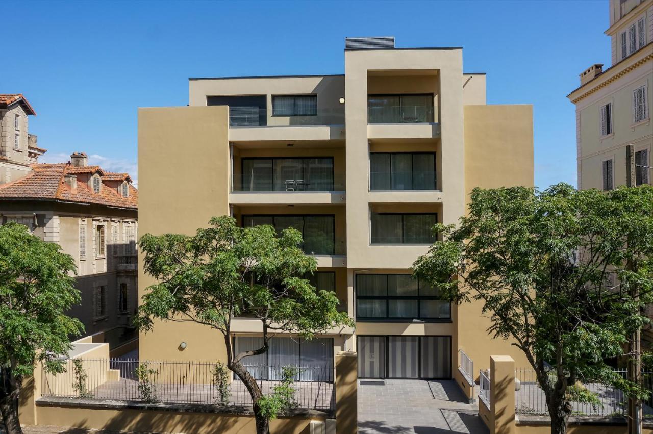アジャクシオ Residenza Leca Colonnaアパートホテル エクステリア 写真